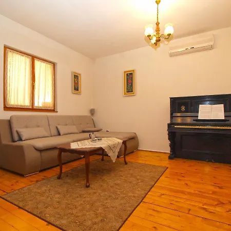 Nyaraló House 975